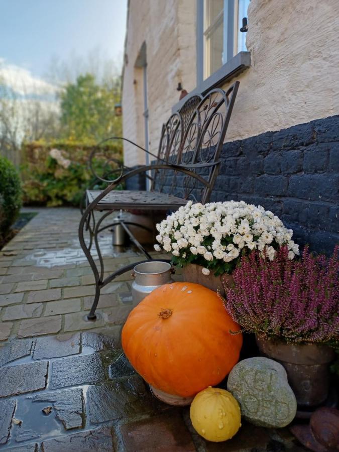 Gastenkamer Klein Geluk Bed & Breakfast Brugge Bagian luar foto